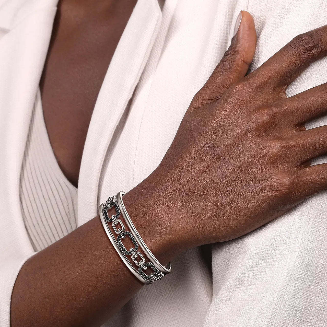 925 Sterling Silver Black Spinel Bujukan Link Chain Cuff Bracelet