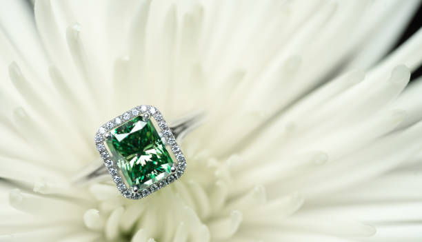 Emerald Cut Engagement Rings: A Guide to Choosing the Perfect Symbol of Love give THEDIAMONDSTORE
